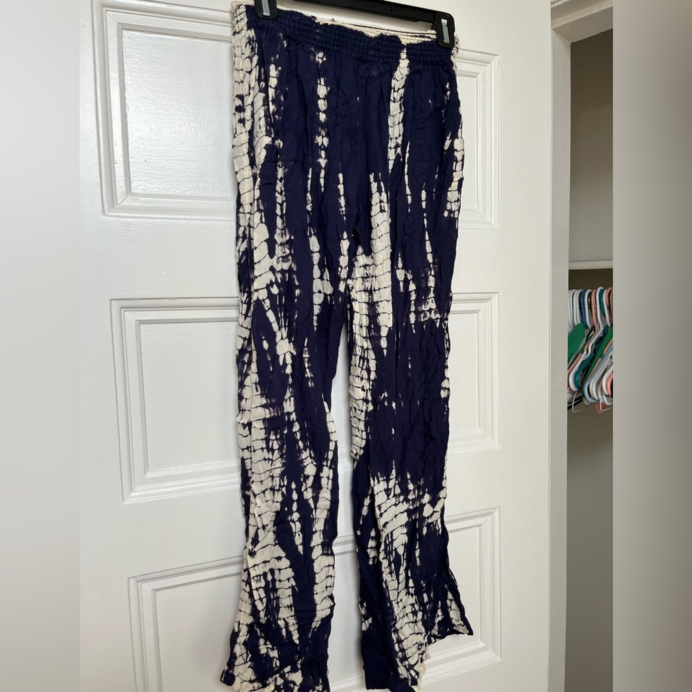 Tie dye flowy pants